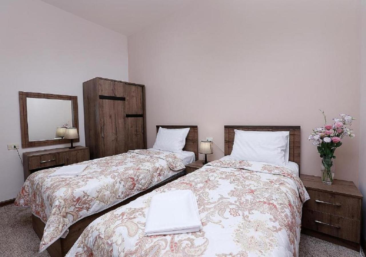 Guesthouse Erivan Dış mekan fotoğraf